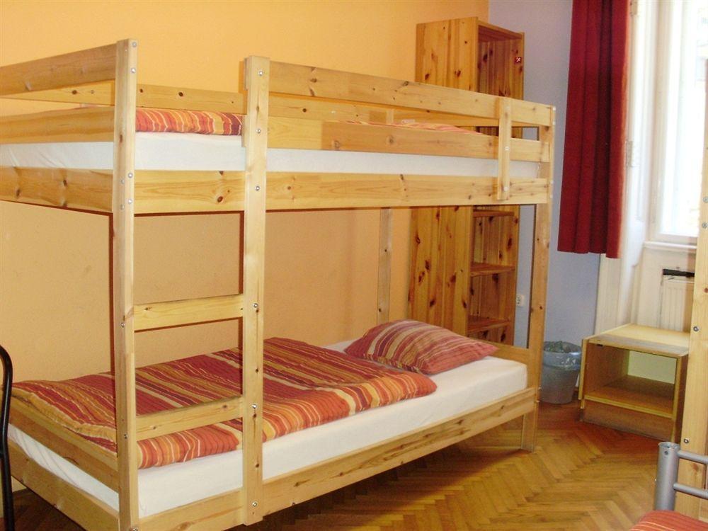 All-Central Hostel بودابست المظهر الخارجي الصورة