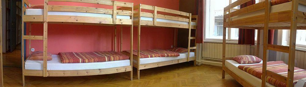 All-Central Hostel بودابست المظهر الخارجي الصورة