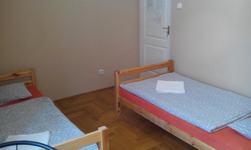 All-Central Hostel بودابست الغرفة الصورة